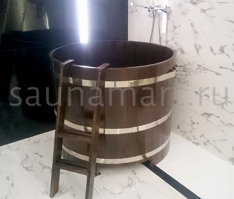 Купель круглая из дуба D=1.2 H=1.0 без покрытия традиционная Купель круглая из дуба D=1.2 H=1.0 без покрытия традиционная